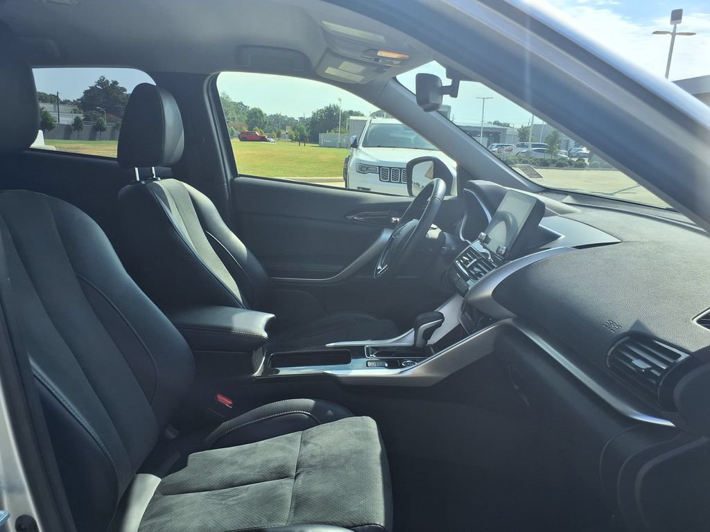 Used 2025 Mitsubishi Eclipse Cross SE AWD/4WD image 22