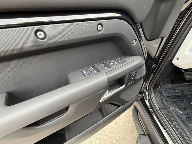 New 2026 Land Rover Defender 110 S AWD/4WD image 11