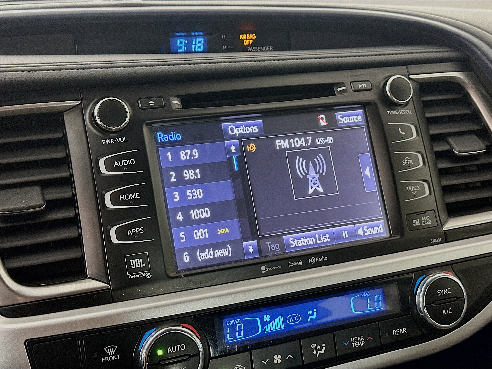 Used 2019 Toyota Highlander Limited FWD image 21