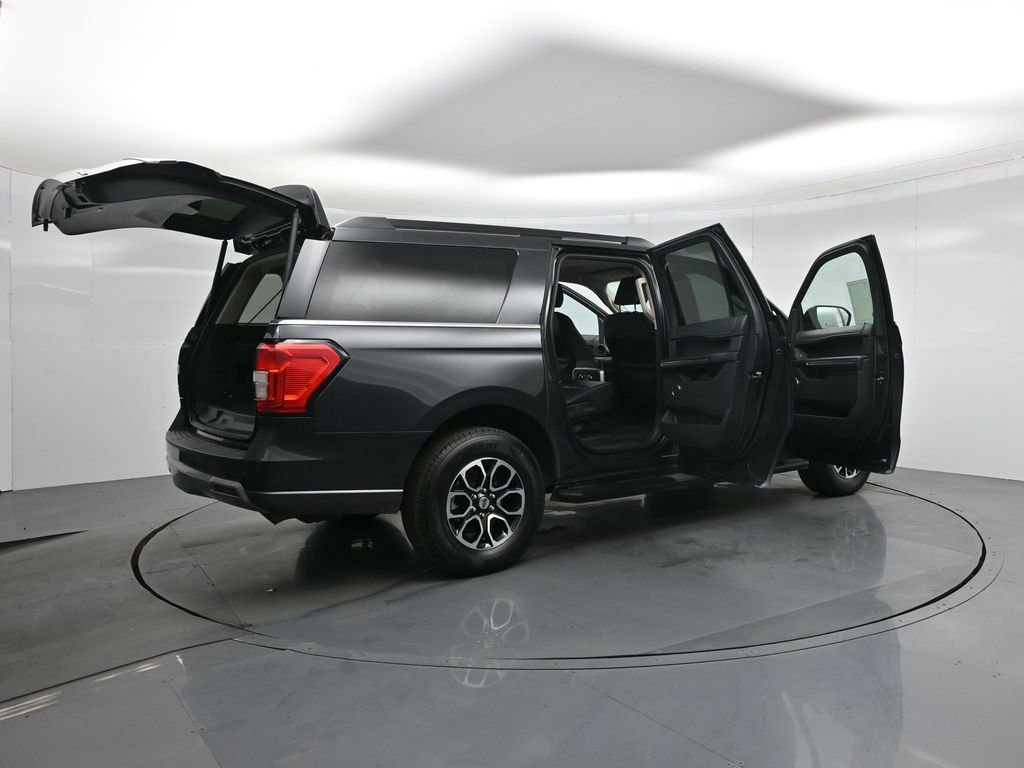 Certified 2024 Ford Expedition Max XLT image 6