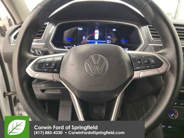 Used 2024 Volkswagen Tiguan Wolfsburg Edition image 27