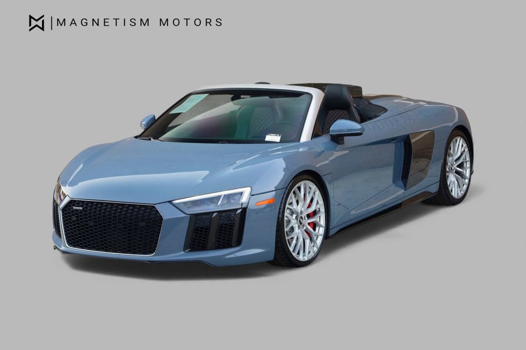 Used 2020 Audi R8 V10 w/ Carbon Exterior Package image 4