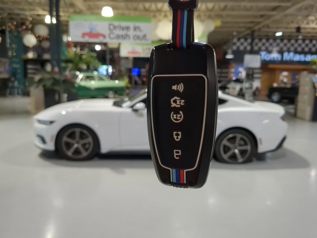 Used 2024 Ford Mustang Premium RWD image 4