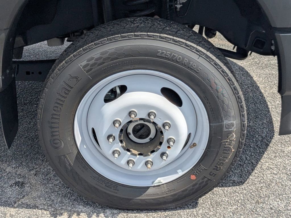 New 2024 Ford F450 XL image 12