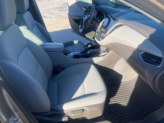 Used 2024 Chevrolet Malibu LT image 16