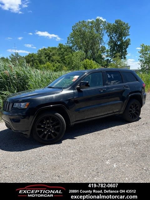 Used 2019 Jeep Grand Cherokee Altitude AWD/4WD image 1
