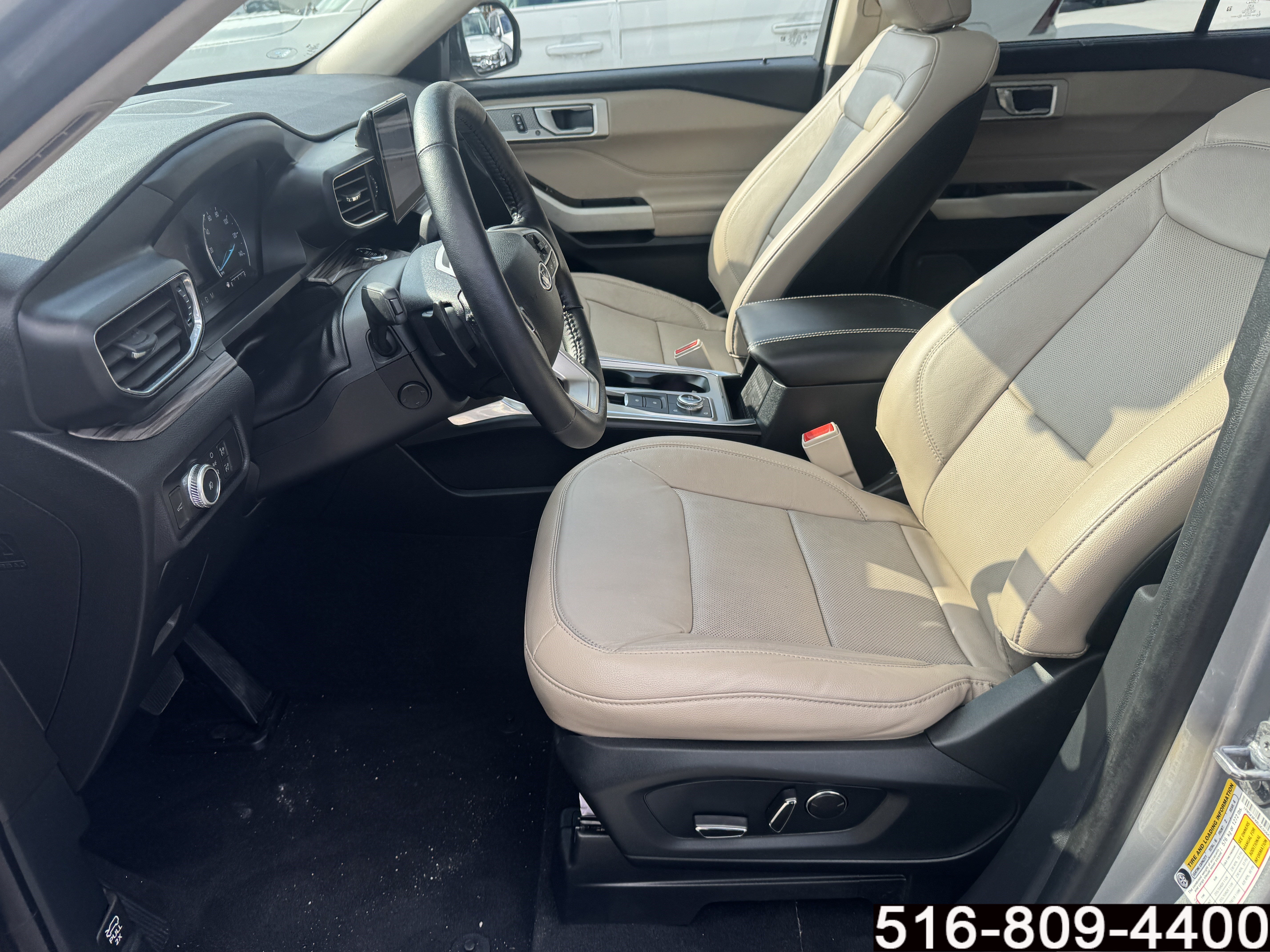 Used 2020 Ford Explorer Limited AWD/4WD image 27