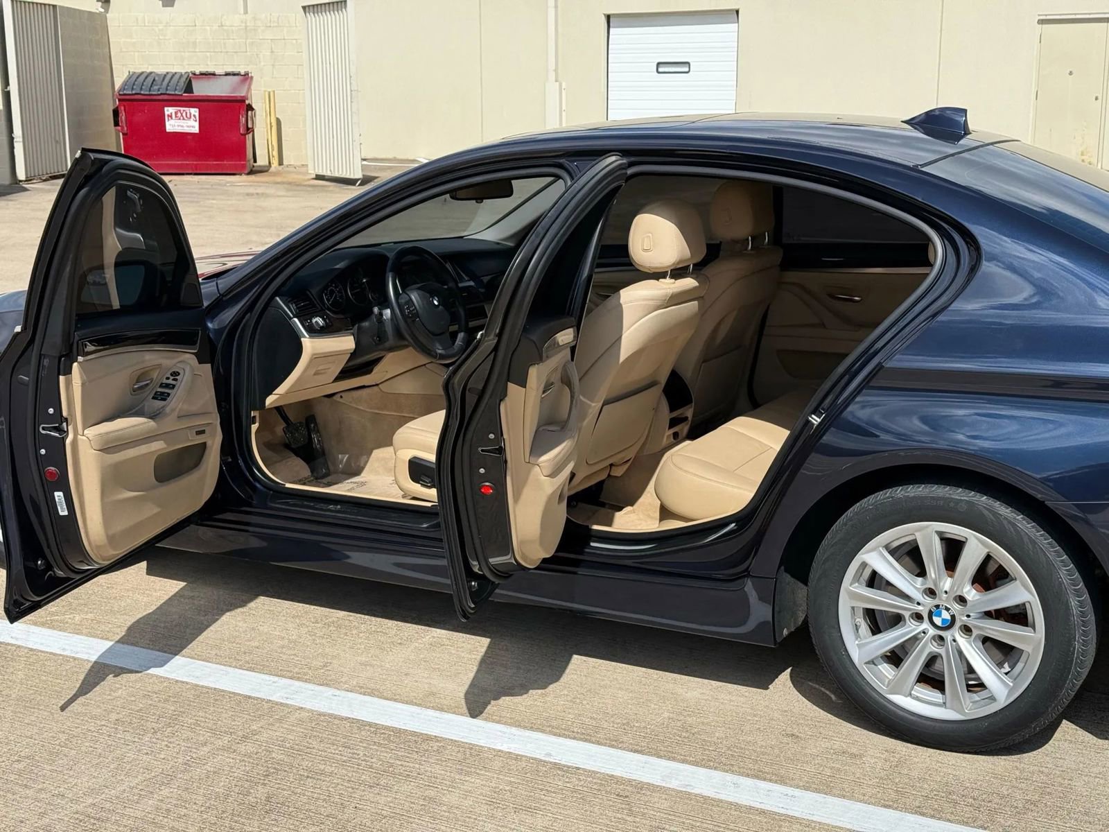 Used 2015 BMW 528i Sedan image 11