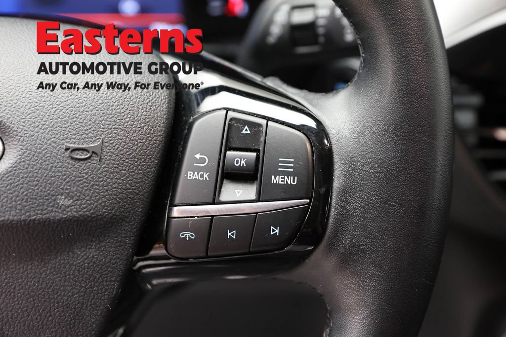 Used 2024 Ford Escape Active AWD/4WD image 15