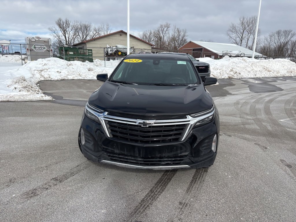 Used 2024 Chevrolet Equinox LT w/ LPO, Floor Liner Package image 2