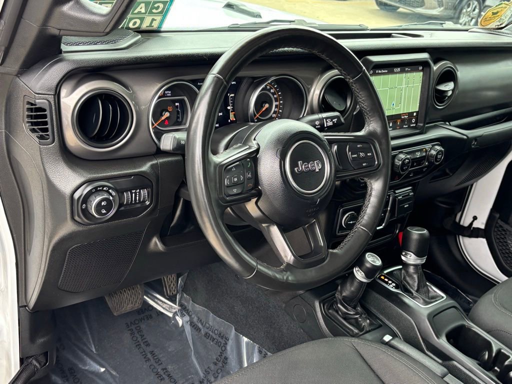 Used 2022 Jeep Gladiator Willys image 12