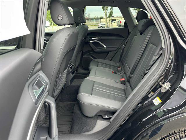 New 2025 Audi Q5 Premium image 16