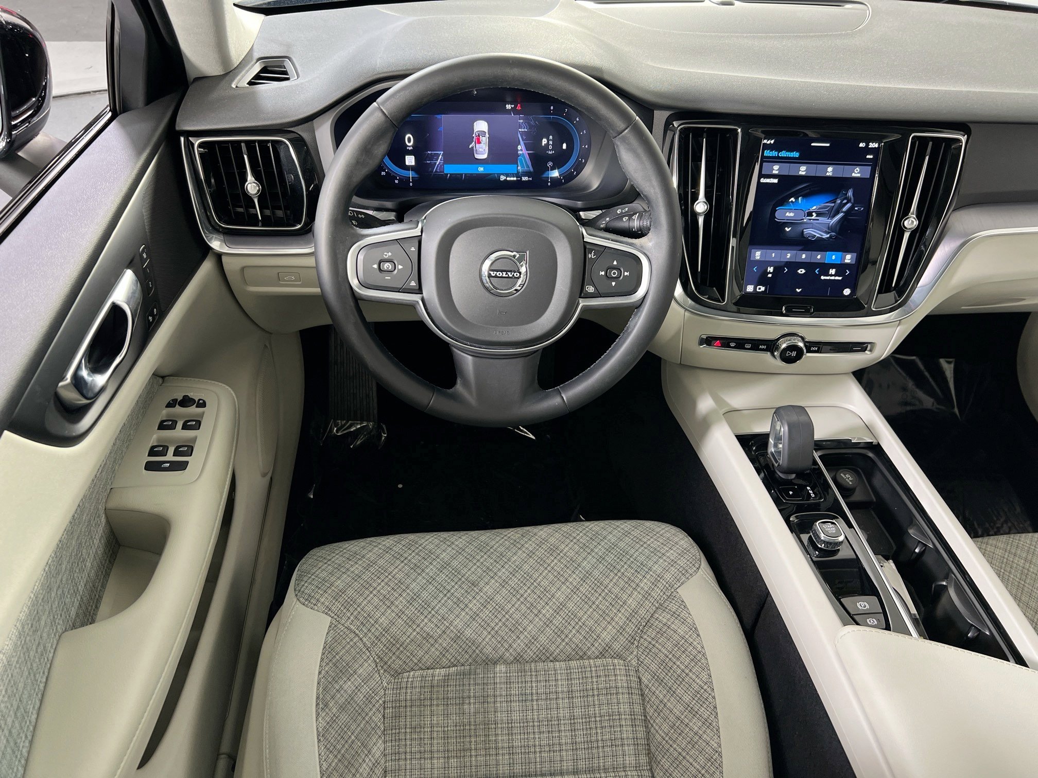 Used 2023 Volvo S60 B5 Core w/ Protection Package Premier image 22