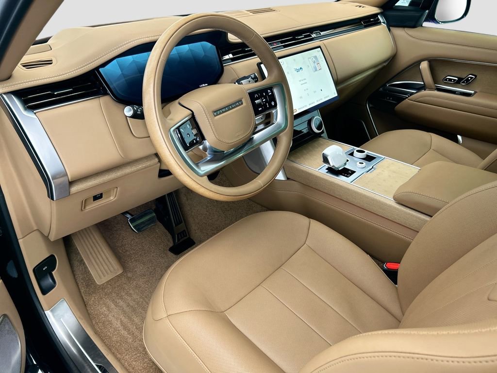 Used 2023 Land Rover Range Rover SV image 9