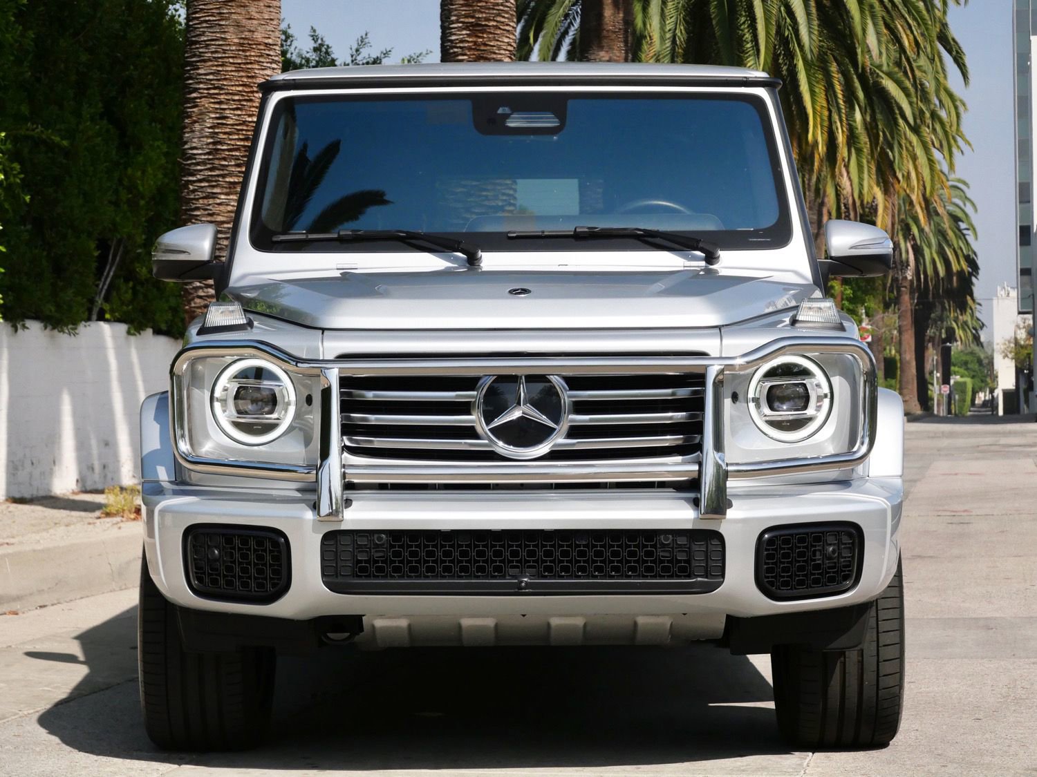 Used 2025 Mercedes-Benz G 550 image 2