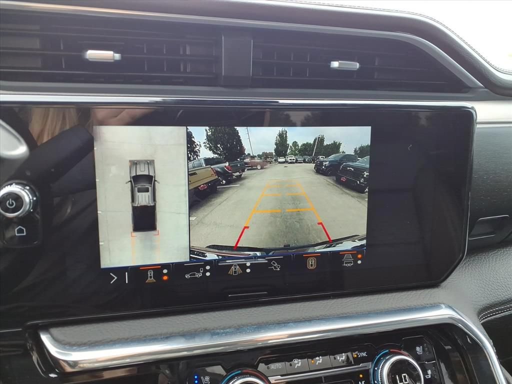 Used 2025 GMC Sierra 3500 Denali w/ Technology Package AWD/4WD image 25