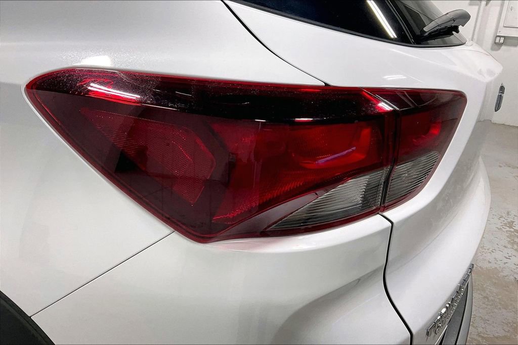 Used 2024 Chevrolet TrailBlazer LT w/ Convenience Package image 38