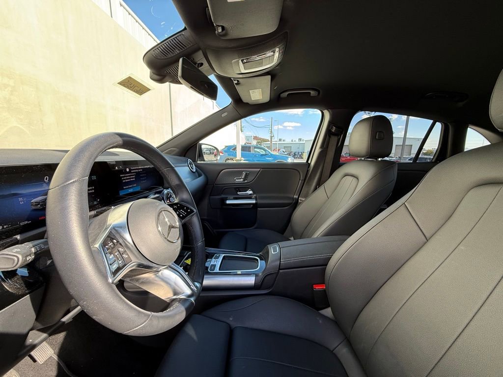 Used 2025 Mercedes-Benz GLA 250 image 5