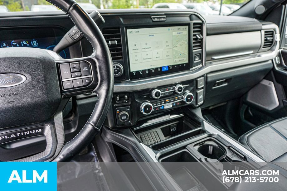 Used 2025 Ford F450 Platinum w/ FX4 Off-Road Package image 32