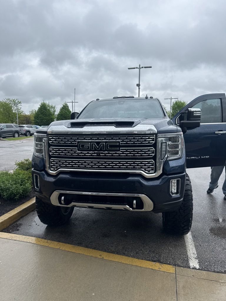 Used 2020 GMC Sierra 2500 Denali w/ Denali Ultimate Package image 1