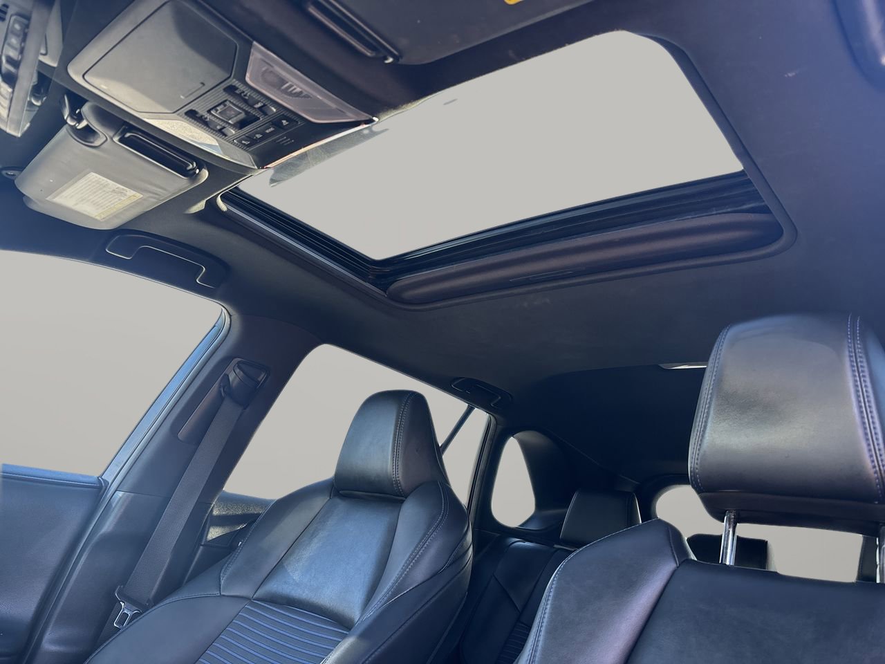 Used 2020 Toyota RAV4 XSE image 15