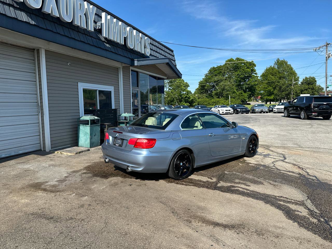 Used 2013 BMW 335i Convertible w/ Premium Pkg RWD image 12