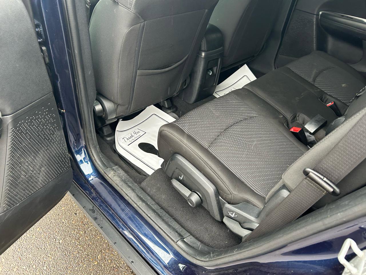 Used 2018 Dodge Journey SE image 9