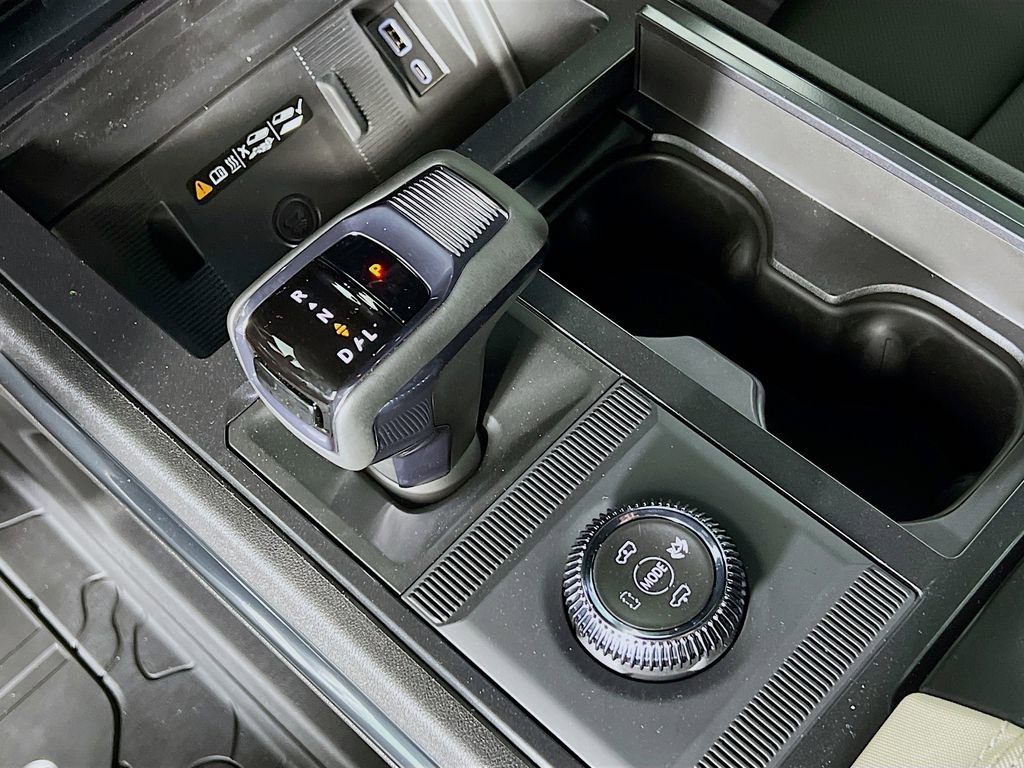 New 2026 GMC Hummer EV SUV image 17