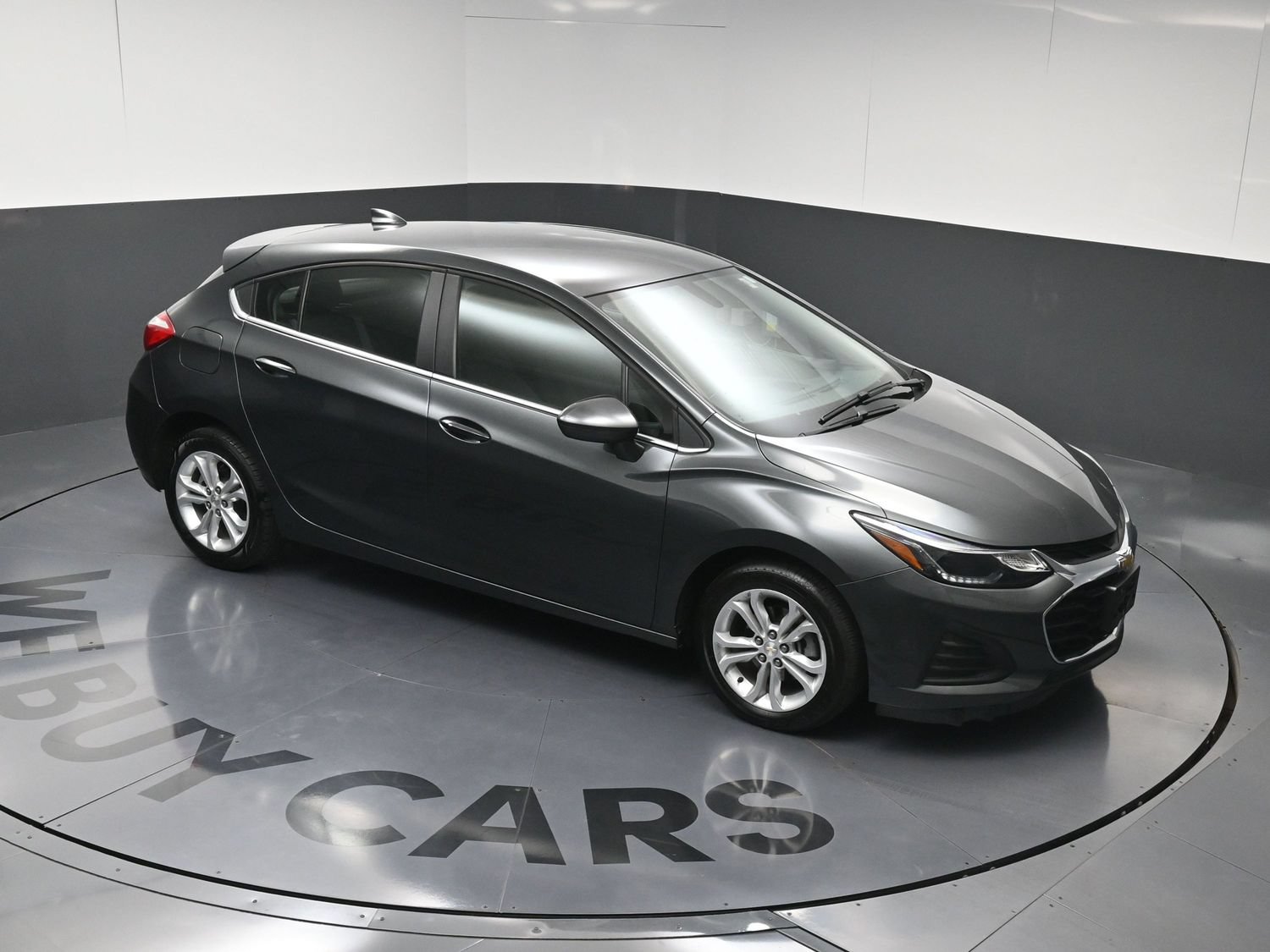 Used 2019 Chevrolet Cruze LT w/ Convenience Package FWD image 33