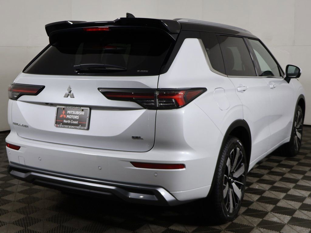 New 2026 Mitsubishi Outlander SEL AWD/4WD image 15
