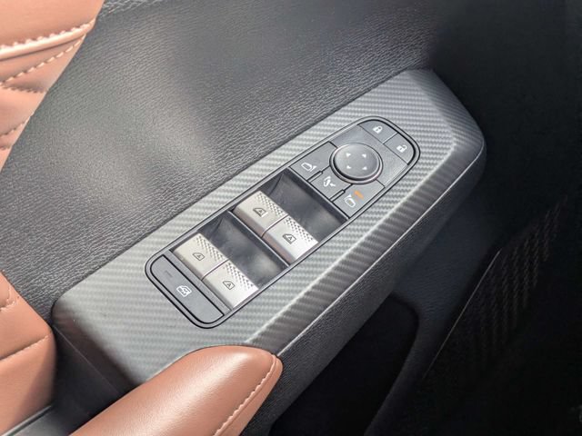 Used 2025 Mitsubishi Outlander SEL FWD image 23