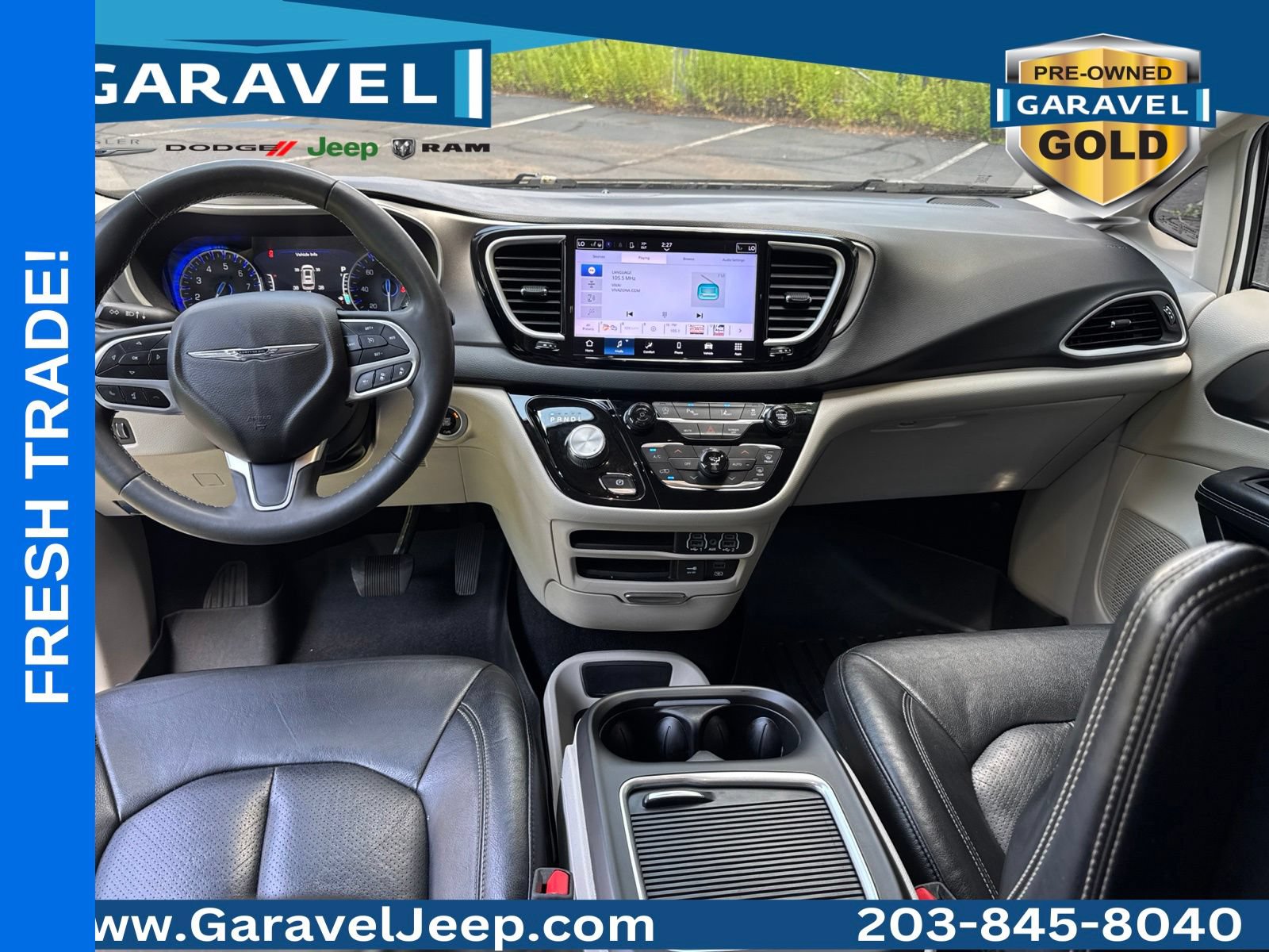 Used 2022 Chrysler Pacifica Touring-L FWD image 4