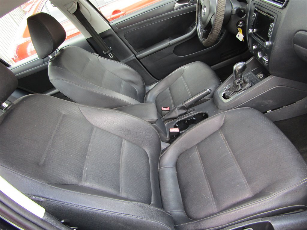 Used 2012 Volkswagen Jetta SE FWD image 5