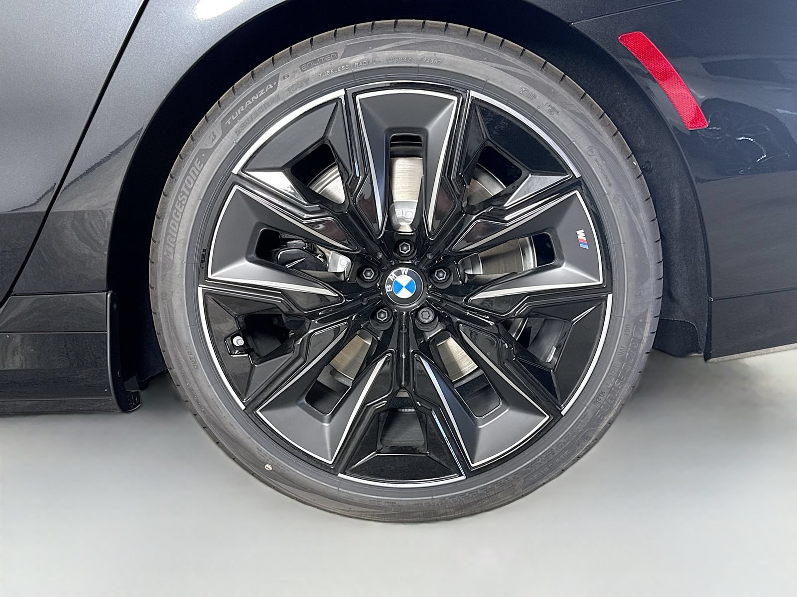 New 2026 BMW i7 eDrive50 w/ M Sport Package RWD image 33