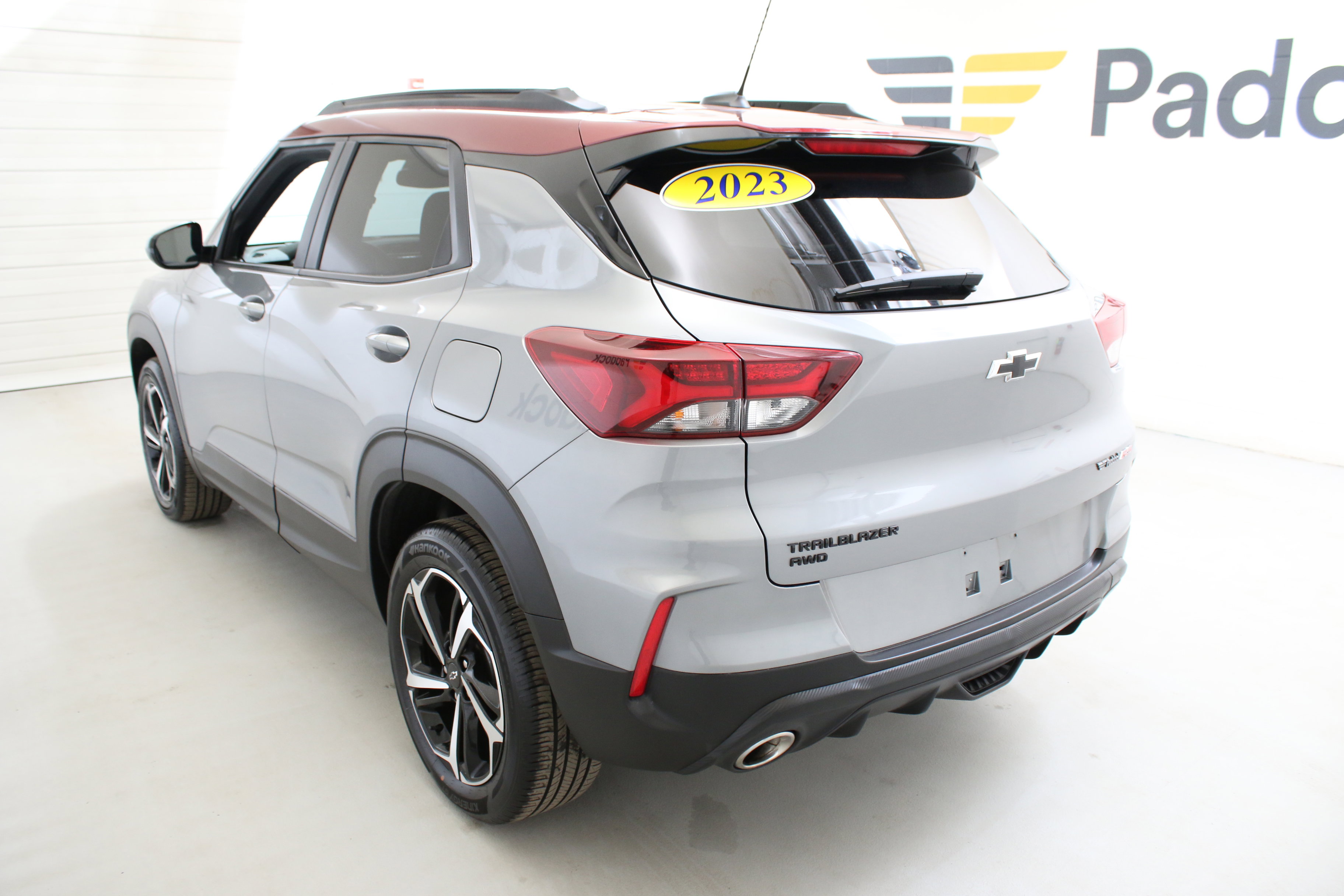 Used 2023 Chevrolet TrailBlazer RS w/ Sun and Liftgate Package image 7