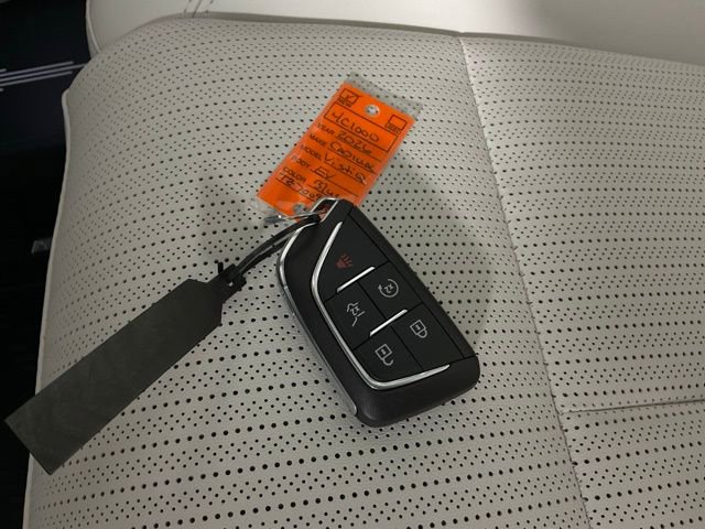 New 2026 Cadillac Vistiq Sport w/ LPO, Floor Liner Package image 44