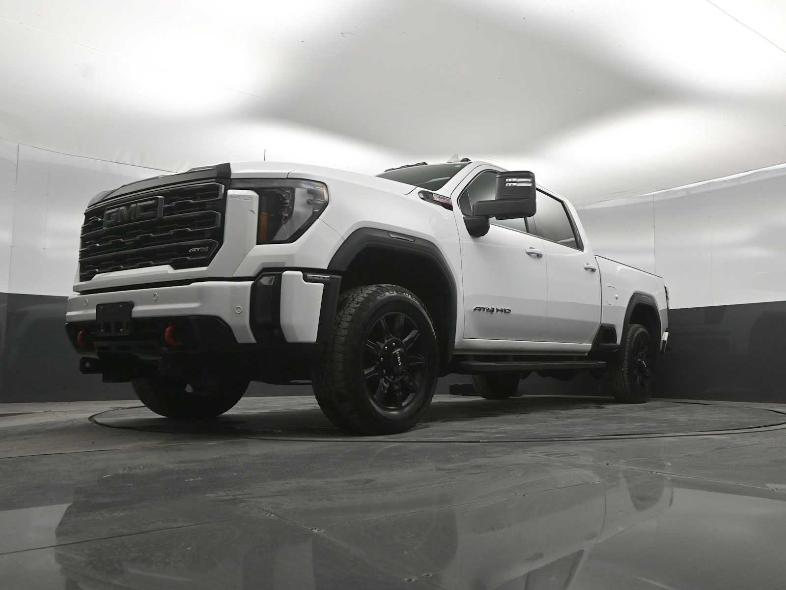 Used 2024 GMC Sierra 2500 AT4 w/ AT4 Preferred Package AWD/4WD image 37