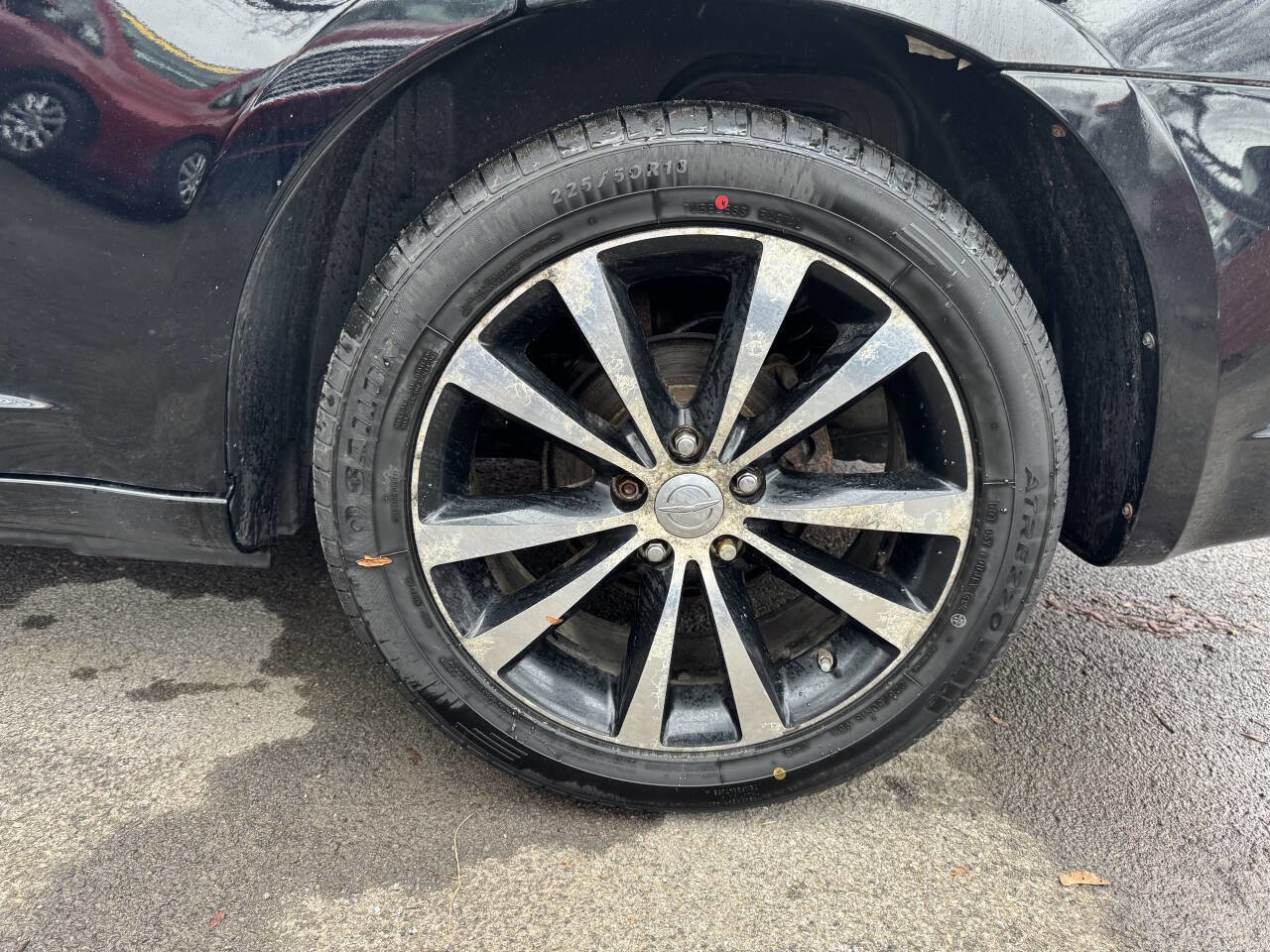 Used 2013 Chrysler 200 Touring w/ Cold Weather Group image 9