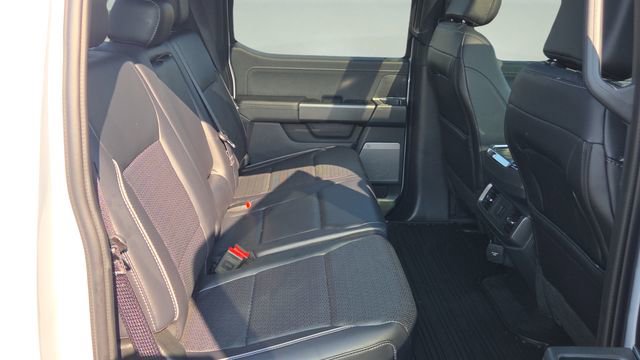 Used 2025 Ford F150 Lariat w/ Equipment Group 501A Mid image 16