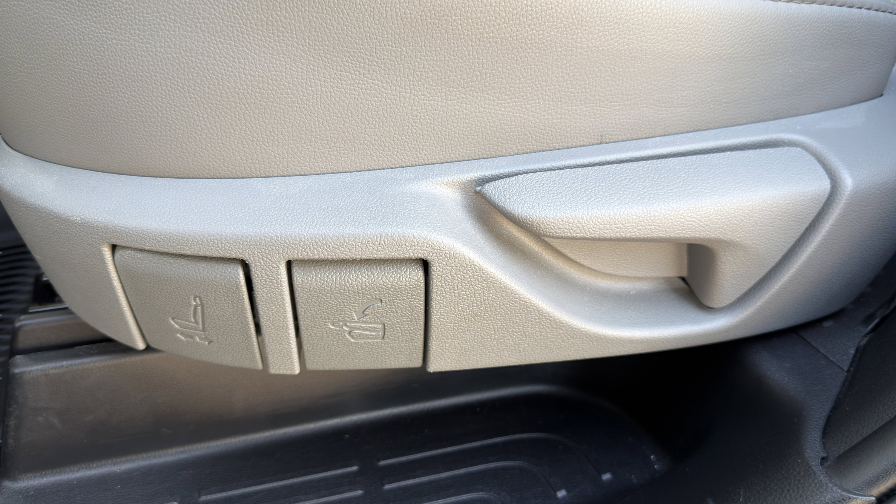 Used 2021 Toyota Highlander Platinum image 23