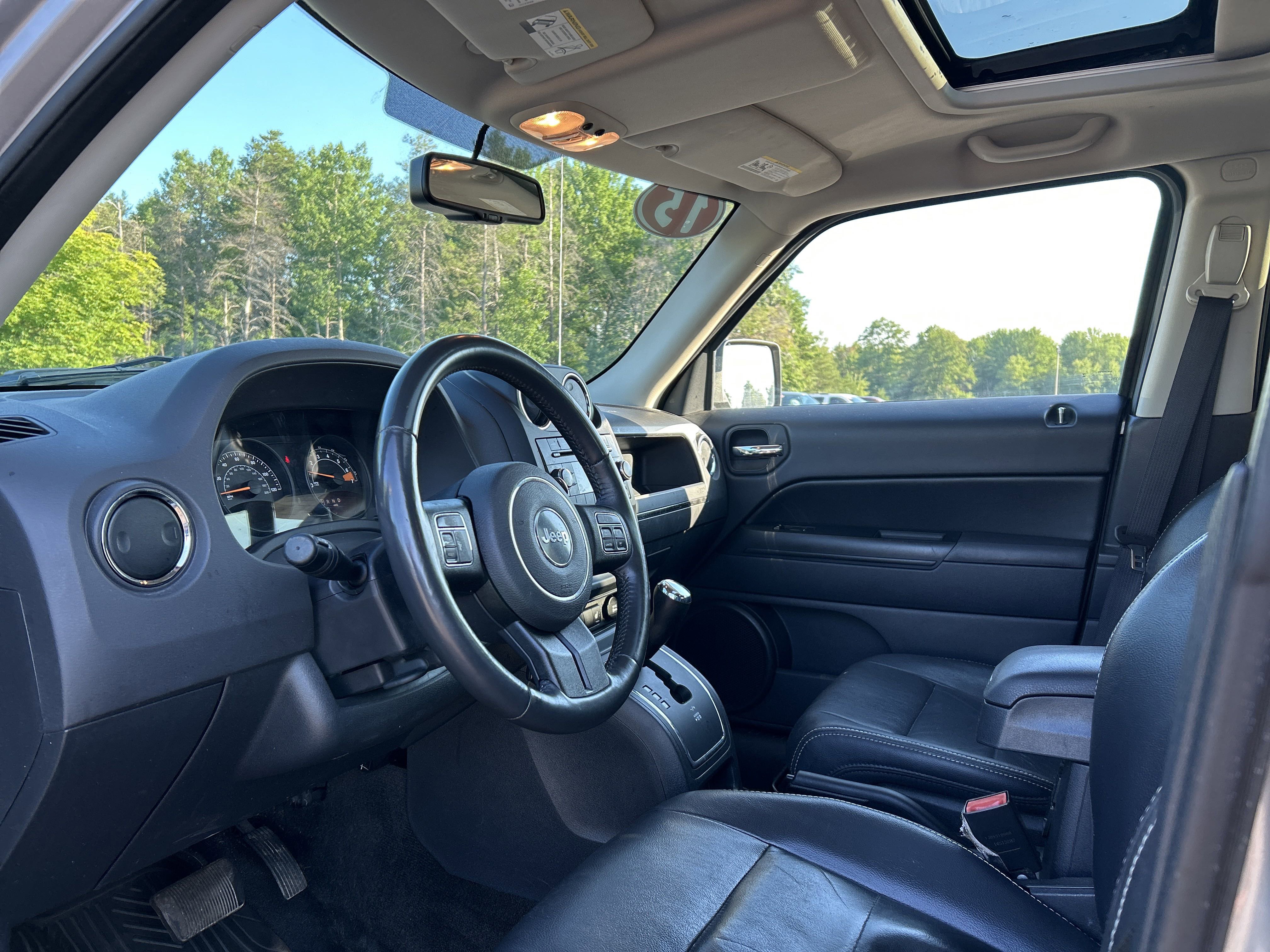Used 2015 Jeep Patriot High Altitude image 14