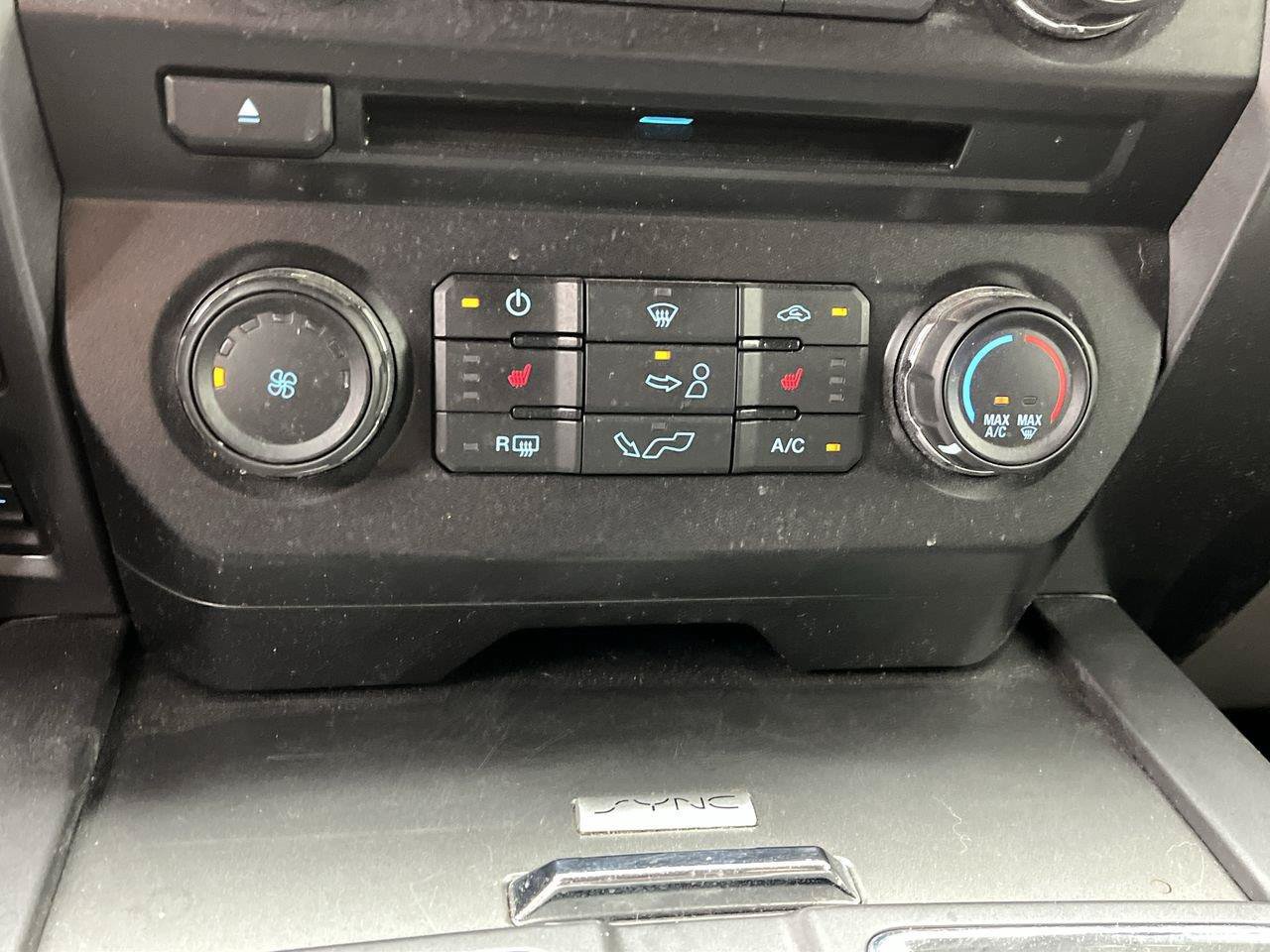 Certified 2018 Ford F150 XLT w/ Equipment Group 302A Luxury AWD/4WD image 23