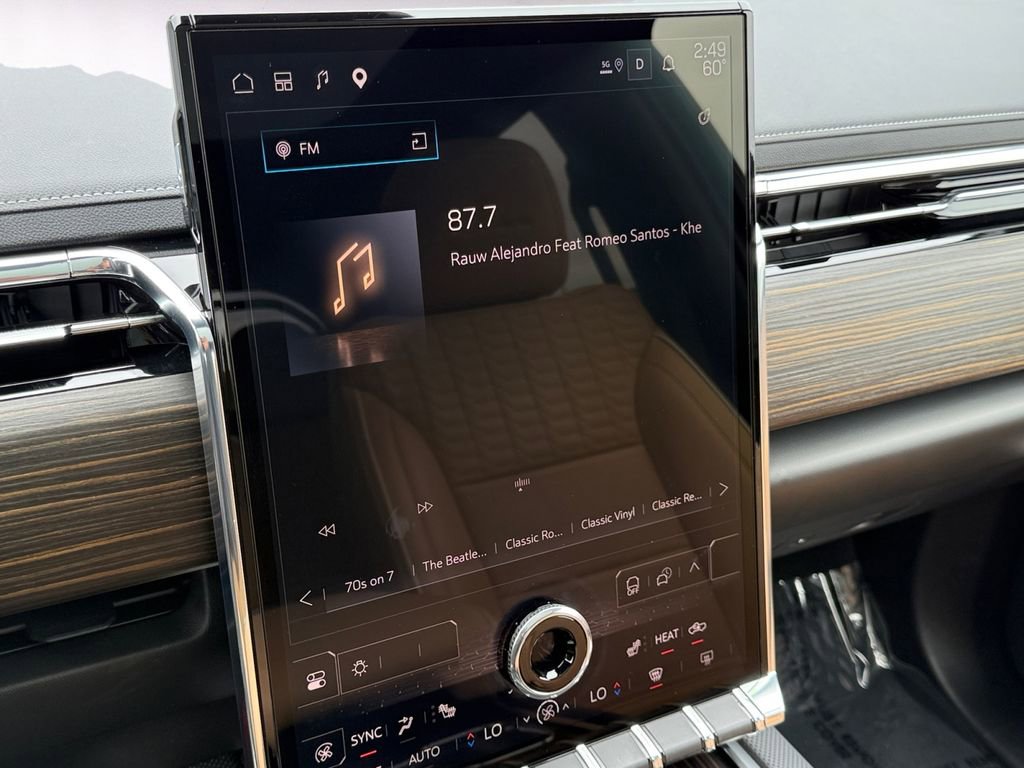 Used 2025 GMC Sierra EV Denali AWD/4WD image 14