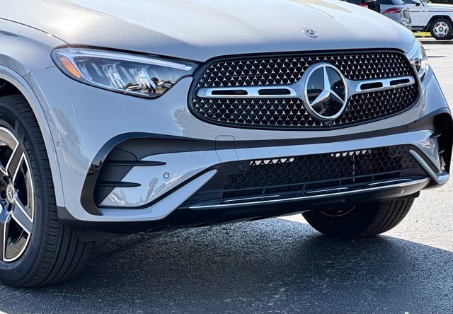 New 2027 Mercedes-Benz GLC 300 4MATIC image 2