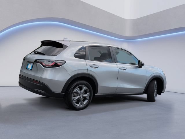 Used 2027 Honda HR-V LX image 4
