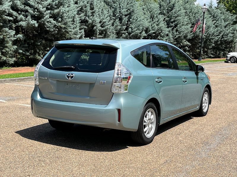 Used 2013 Toyota Prius V Three FWD image 21