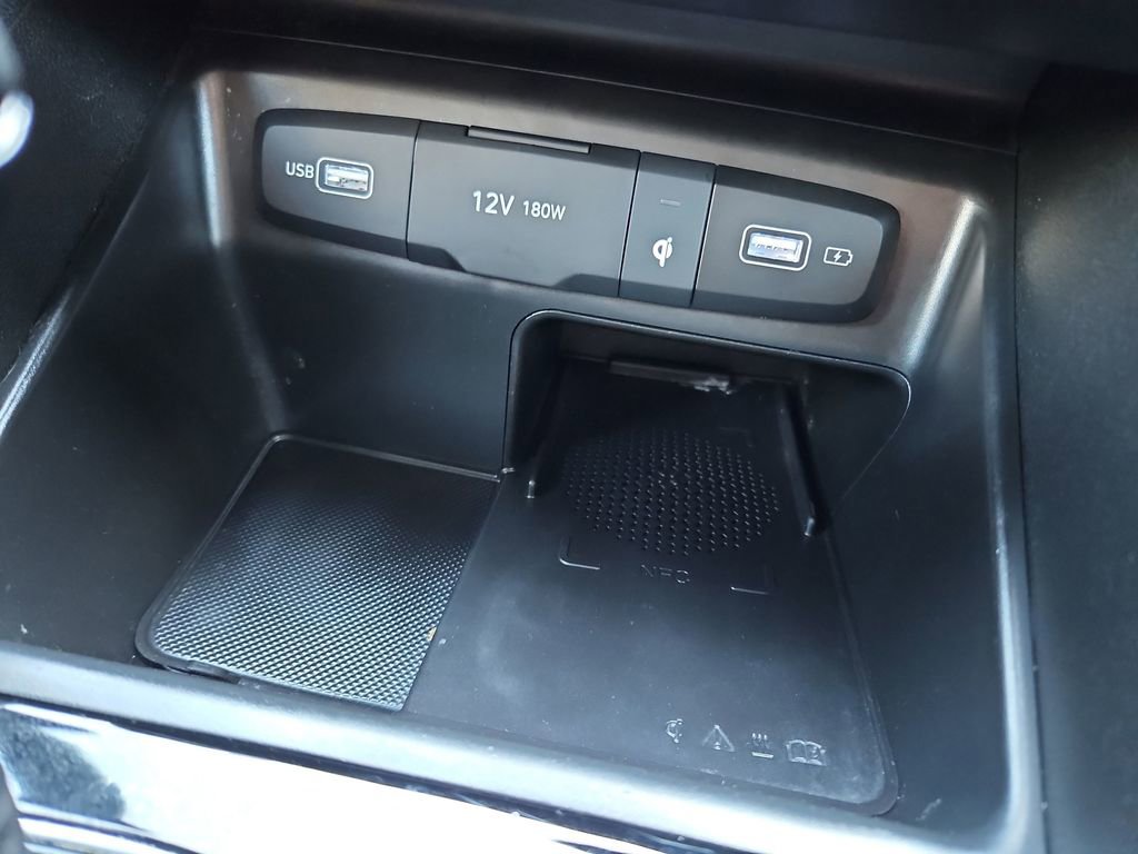 Used 2022 Hyundai Santa Cruz SEL Premium image 19