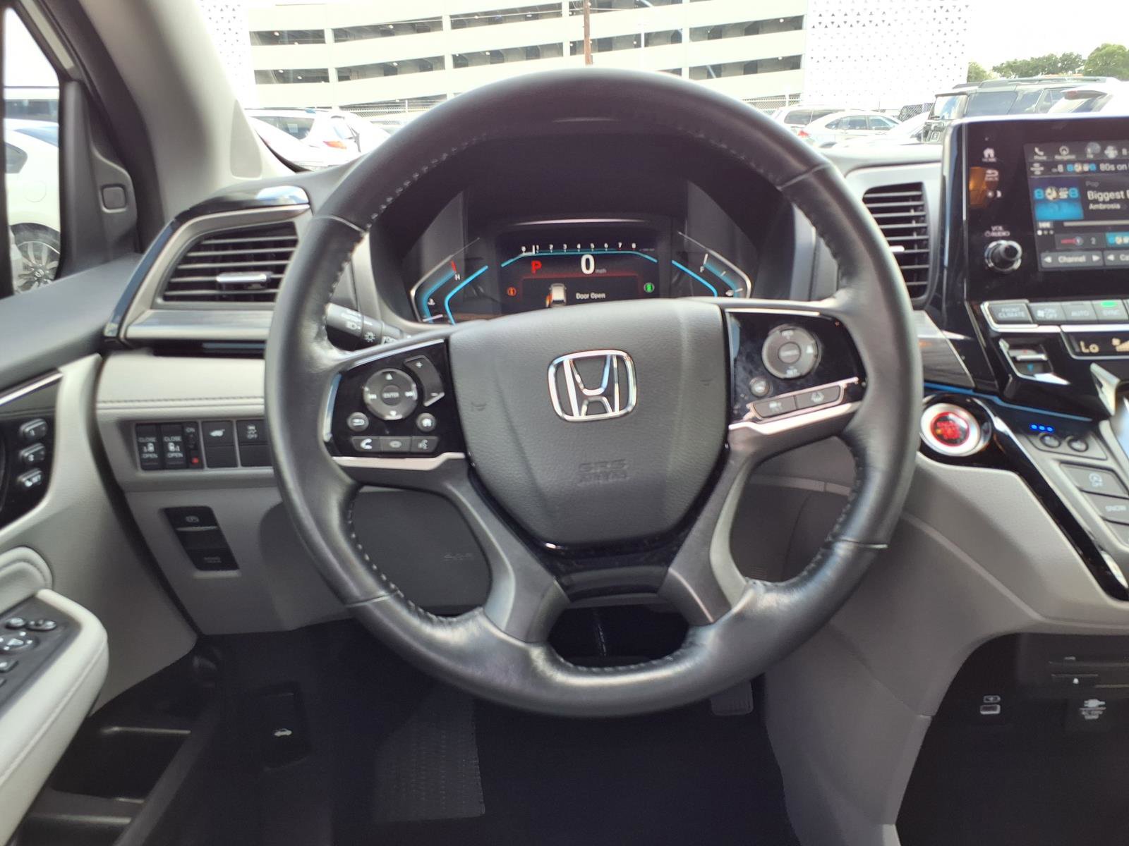 Used 2023 Honda Odyssey Elite image 13