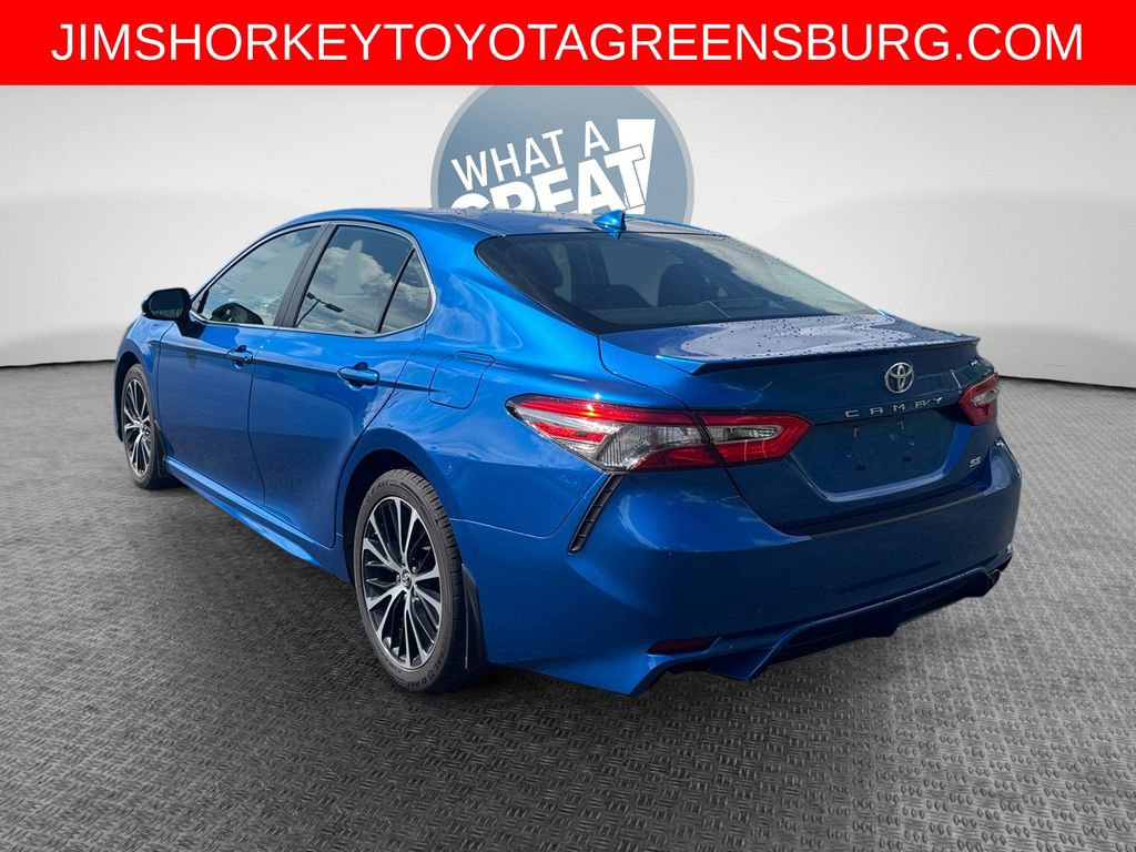 Used 2019 Toyota Camry SE FWD image 6