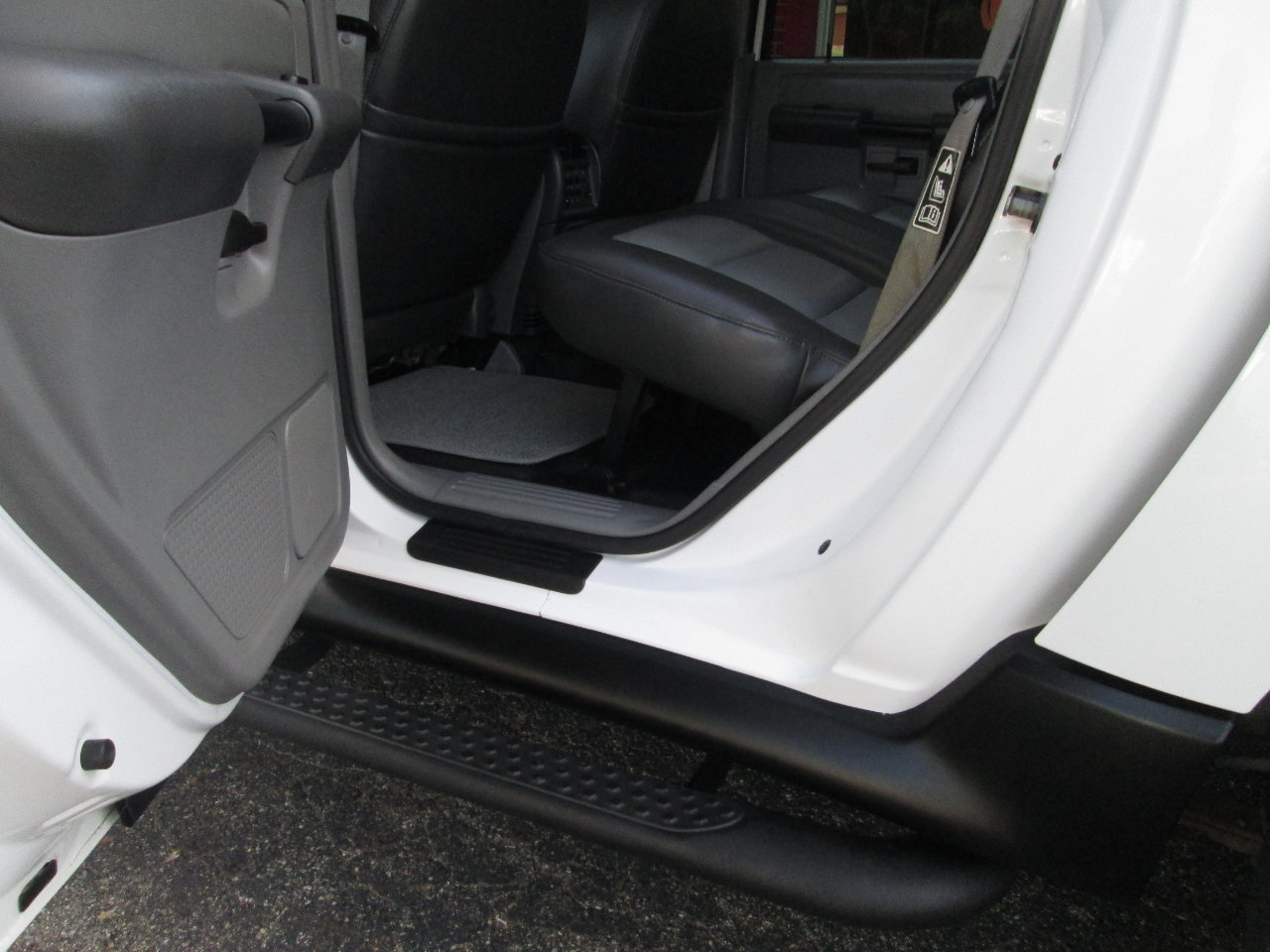 Used 2003 Ford Explorer Sport Trac XLT image 33